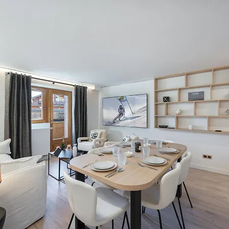 Rénové Au Centre De 1850, Proche Des Pistes Et Commerces - Fr-1-564-80 Appartement *