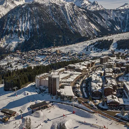 Rénové Au Centre De 1850, Proche Des Pistes Et Commerces - Fr-1-564-80 *